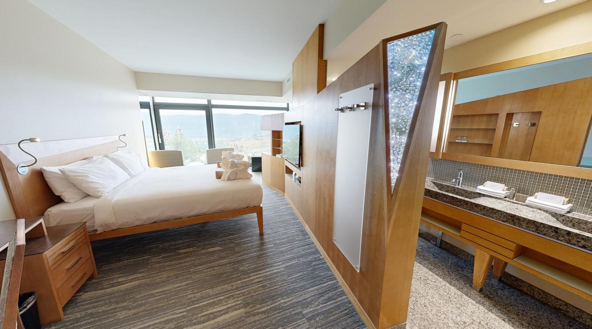 Sparkling Hill Resort And Spa - Adults-Only Resort Vernon Luaran gambar