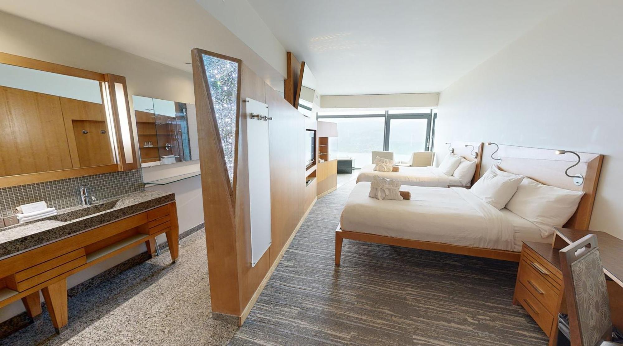Sparkling Hill Resort And Spa - Adults-Only Resort Vernon Luaran gambar